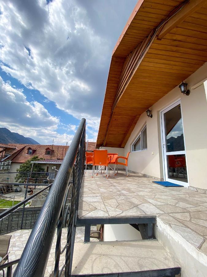 Guest House Iberia Мцхета Екстер'єр фото