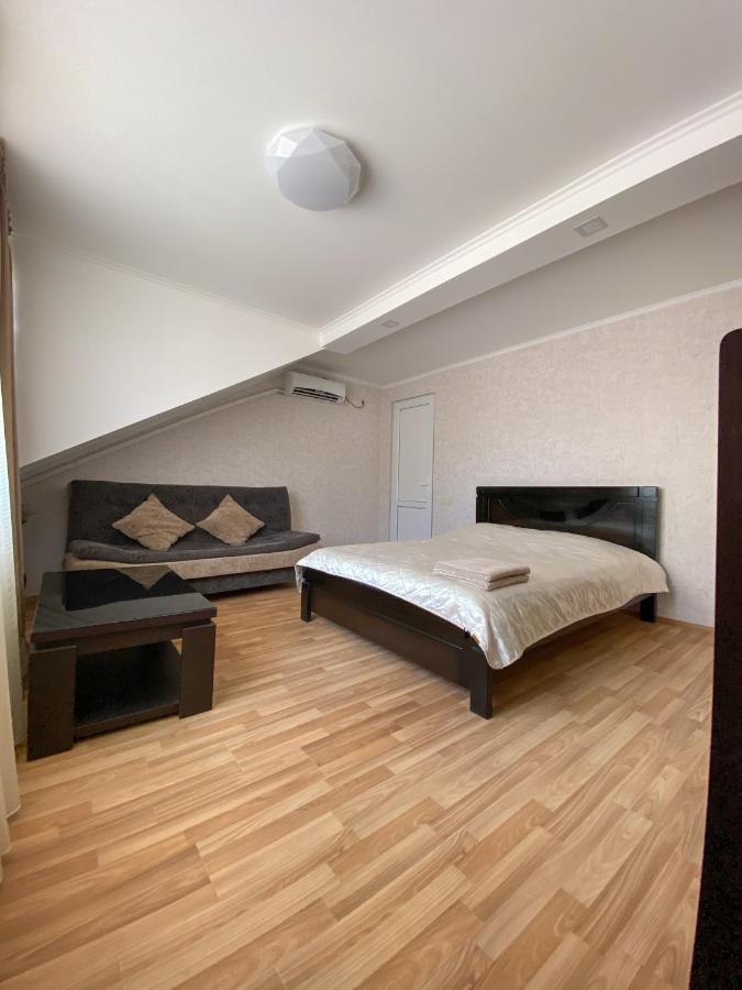 Guest House Iberia Мцхета Екстер'єр фото
